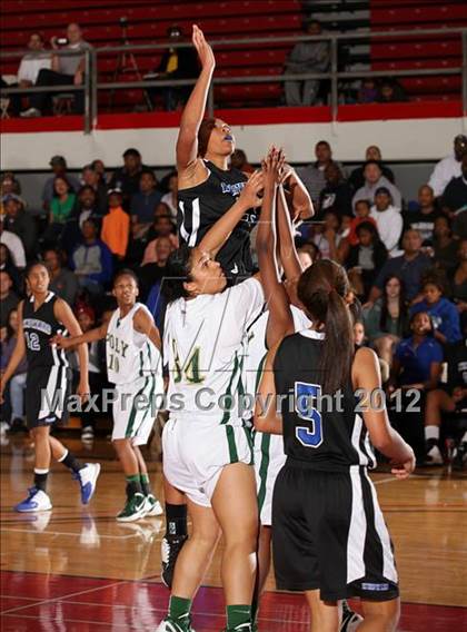 Thumbnail 3 in Windward vs. Long Beach Poly (Real Run Classic) photogallery.