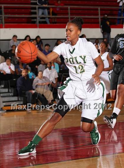 Thumbnail 2 in Windward vs. Long Beach Poly (Real Run Classic) photogallery.