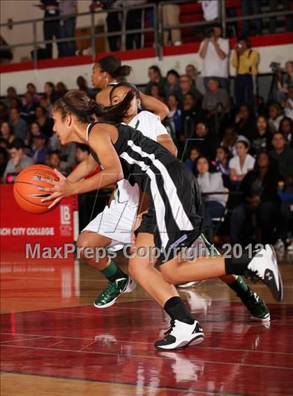 Thumbnail 2 in Windward vs. Long Beach Poly (Real Run Classic) photogallery.