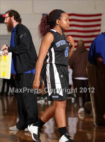 Thumbnail 1 in Windward vs. Long Beach Poly (Real Run Classic) photogallery.