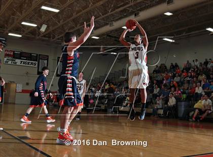 Thumbnail 1 in Grainger vs. Meigs County (King of the Smokies) photogallery.