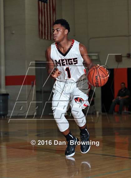 Thumbnail 2 in Grainger vs. Meigs County (King of the Smokies) photogallery.