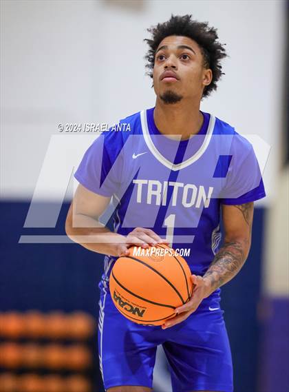 Thumbnail 1 in Triton @ Cape Fear photogallery.
