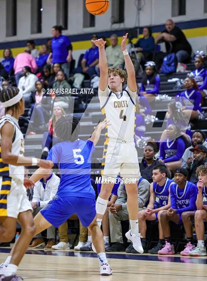 Thumbnail 2 in Triton @ Cape Fear photogallery.