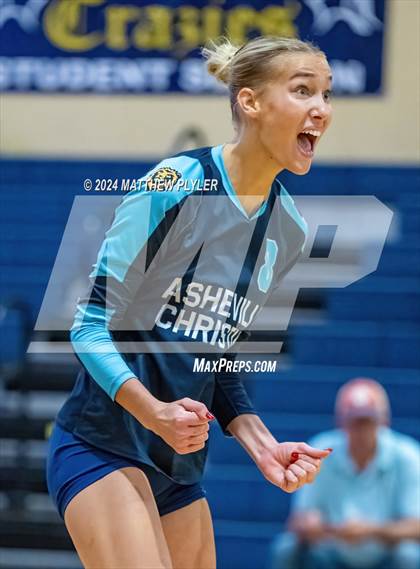Thumbnail 3 in Asheville Christian Academy vs. Davidson Day (NCISAA 3A Final) photogallery.