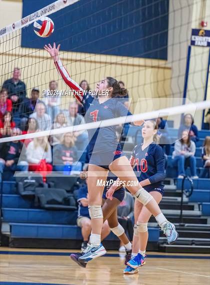 Thumbnail 2 in Asheville Christian Academy vs. Davidson Day (NCISAA 3A Final) photogallery.