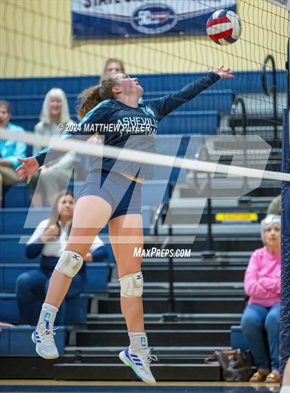 Thumbnail 3 in Asheville Christian Academy vs. Davidson Day (NCISAA 3A Final) photogallery.
