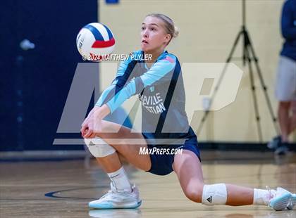 Thumbnail 2 in Asheville Christian Academy vs. Davidson Day (NCISAA 3A Final) photogallery.