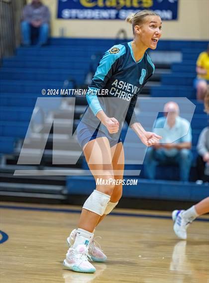 Thumbnail 2 in Asheville Christian Academy vs. Davidson Day (NCISAA 3A Final) photogallery.