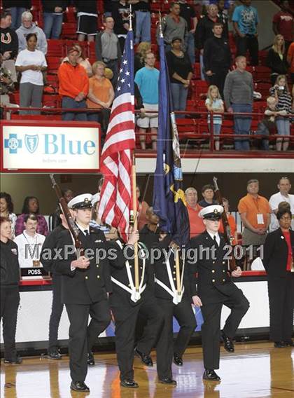 Thumbnail 3 in Bishop McGuinness vs. Southwest Onslow (NCHSAA 1A Final) photogallery.