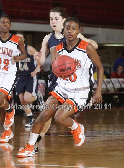 Thumbnail 2 in Bishop McGuinness vs. Southwest Onslow (NCHSAA 1A Final) photogallery.