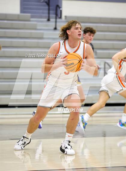 Thumbnail 3 in Copper Hills vs. Skyridge (Falcon Classic) photogallery.