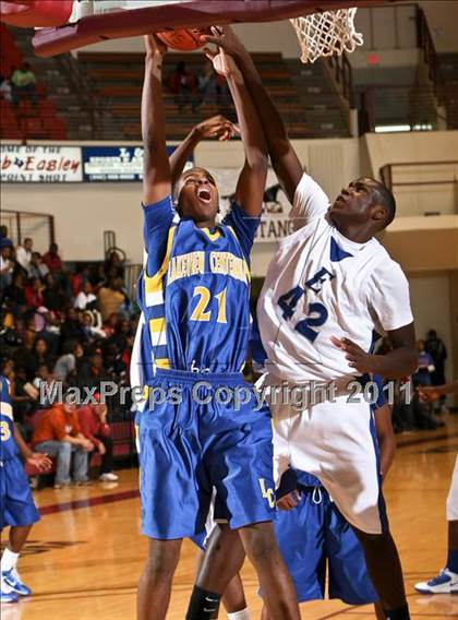 Thumbnail 2 in Lakeview Centennial vs. Estacado (Fantasy of Lights) photogallery.