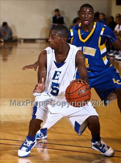 Thumbnail 1 in Lakeview Centennial vs. Estacado (Fantasy of Lights) photogallery.