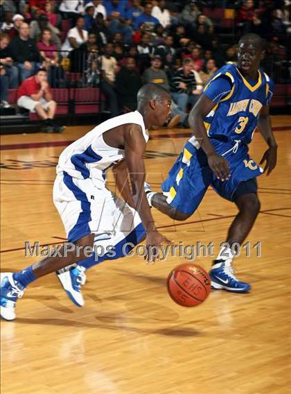 Thumbnail 2 in Lakeview Centennial vs. Estacado (Fantasy of Lights) photogallery.