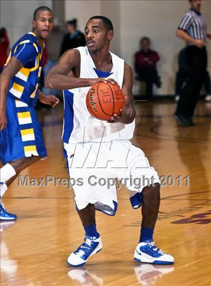 Thumbnail 2 in Lakeview Centennial vs. Estacado (Fantasy of Lights) photogallery.
