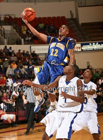 Thumbnail 1 in Lakeview Centennial vs. Estacado (Fantasy of Lights) photogallery.
