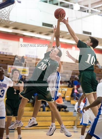 Thumbnail 3 in Fountain-Fort Carson vs. Mountain Vista photogallery.
