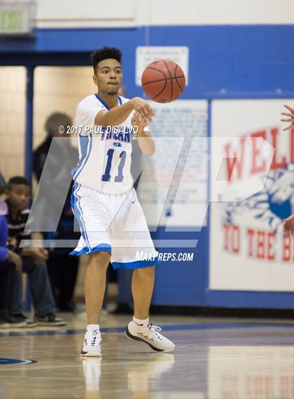 Thumbnail 1 in Fountain-Fort Carson vs. Mountain Vista photogallery.