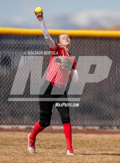 Thumbnail 1 in Grand County @ Duchesne photogallery.