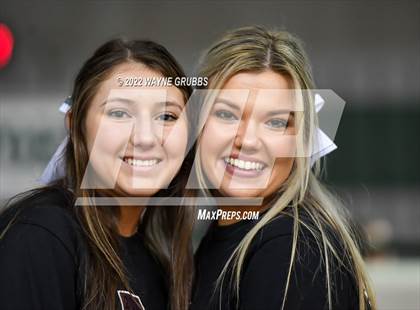 Thumbnail 2 in Sabine vs. Jefferson (UIL 3A Region 2 Bi-District Playoff) photogallery.