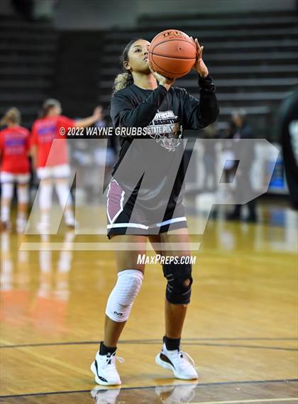 Thumbnail 1 in Sabine vs. Jefferson (UIL 3A Region 2 Bi-District Playoff) photogallery.