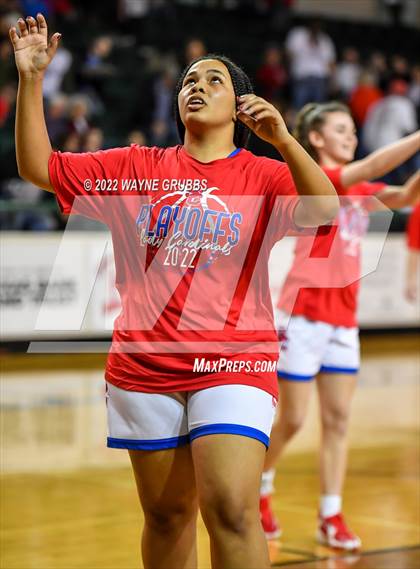 Thumbnail 2 in Sabine vs. Jefferson (UIL 3A Region 2 Bi-District Playoff) photogallery.