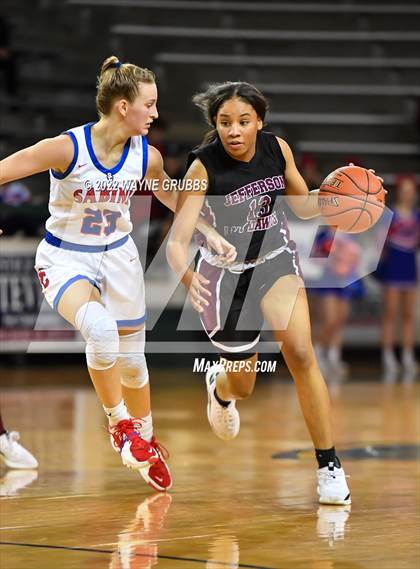 Thumbnail 3 in Sabine vs. Jefferson (UIL 3A Region 2 Bi-District Playoff) photogallery.