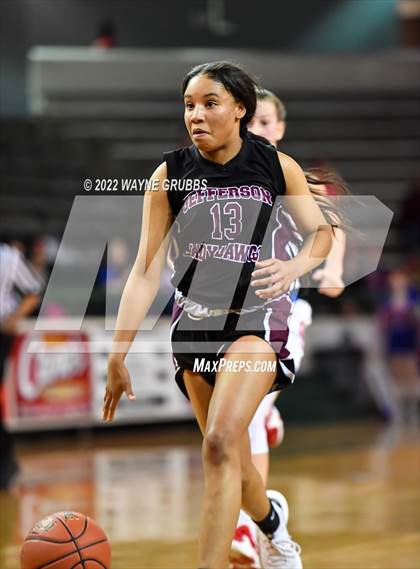 Thumbnail 2 in Sabine vs. Jefferson (UIL 3A Region 2 Bi-District Playoff) photogallery.