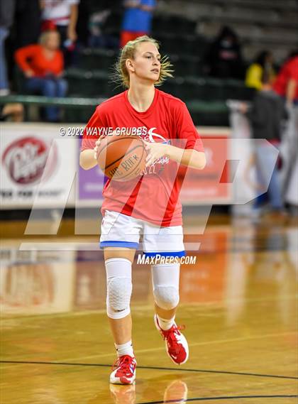 Thumbnail 3 in Sabine vs. Jefferson (UIL 3A Region 2 Bi-District Playoff) photogallery.