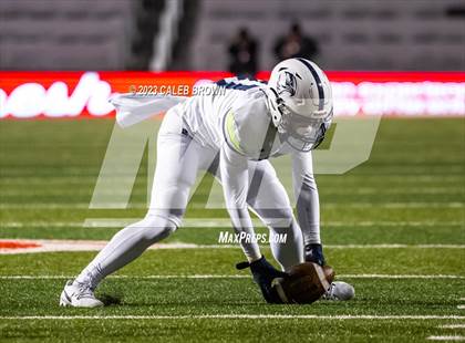 Thumbnail 2 in Crimson Cliffs vs. Ridgeline (UHSAA 4A Semifinal) photogallery.