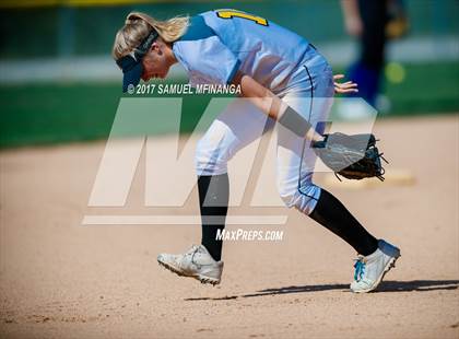 Thumbnail 3 in Kearney vs. Burke photogallery.