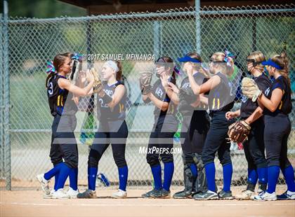 Thumbnail 2 in Kearney vs. Burke photogallery.