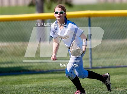 Thumbnail 3 in Kearney vs. Burke photogallery.