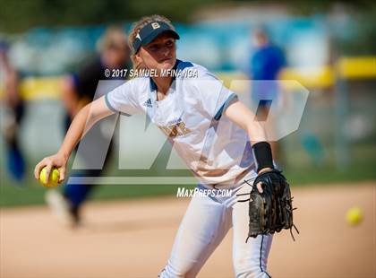 Thumbnail 3 in Kearney vs. Burke photogallery.