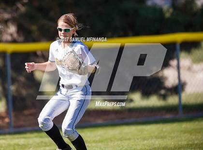Thumbnail 3 in Kearney vs. Burke photogallery.