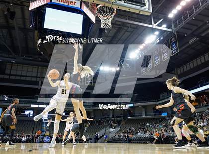 Thumbnail 3 in Ryle vs Notre Dame (9th Region quarterfinals) photogallery.