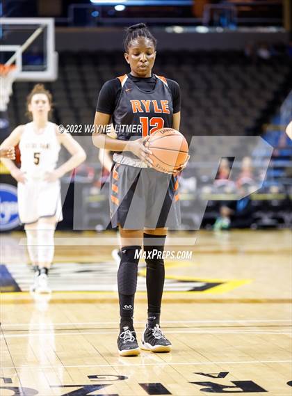 Thumbnail 2 in Ryle vs Notre Dame (9th Region quarterfinals) photogallery.