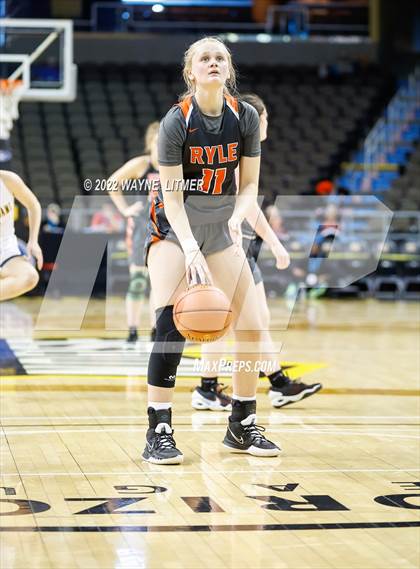 Thumbnail 1 in Ryle vs Notre Dame (9th Region quarterfinals) photogallery.