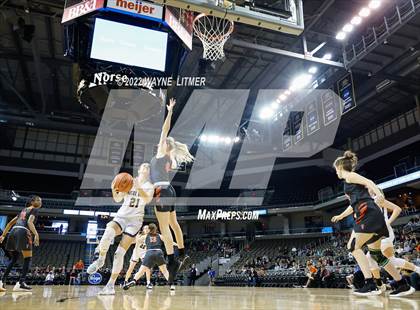 Thumbnail 2 in Ryle vs Notre Dame (9th Region quarterfinals) photogallery.