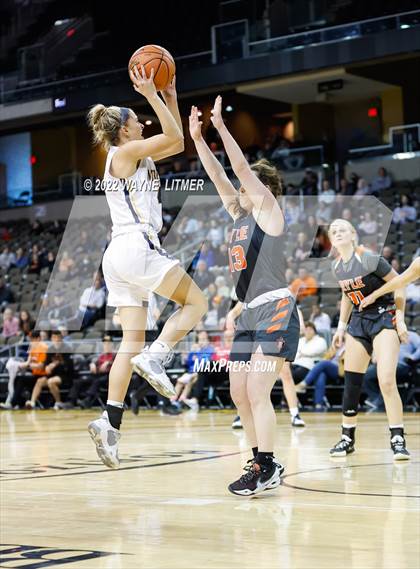 Thumbnail 2 in Ryle vs Notre Dame (9th Region quarterfinals) photogallery.