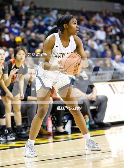 Thumbnail 2 in Ryle vs Notre Dame (9th Region quarterfinals) photogallery.