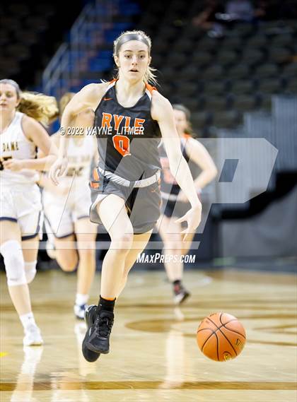 Thumbnail 2 in Ryle vs Notre Dame (9th Region quarterfinals) photogallery.