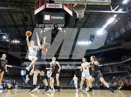 Thumbnail 1 in Ryle vs Notre Dame (9th Region quarterfinals) photogallery.