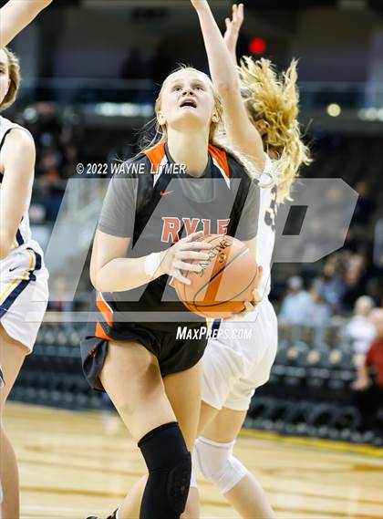 Thumbnail 1 in Ryle vs Notre Dame (9th Region quarterfinals) photogallery.