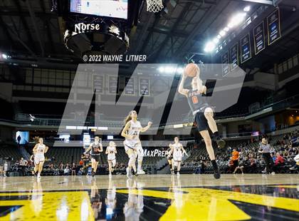 Thumbnail 1 in Ryle vs Notre Dame (9th Region quarterfinals) photogallery.