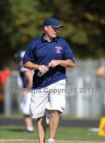 Thumbnail 2 in Westlake @ Kennedy Catholic photogallery.