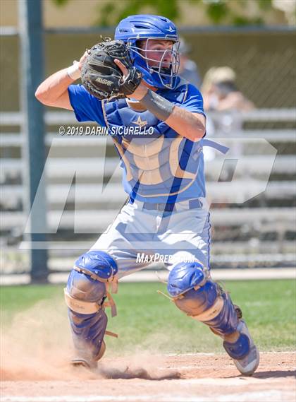 Thumbnail 1 in Arapahoe vs. McNary (Pride Classic) photogallery.