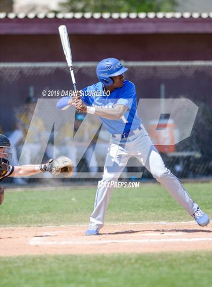 Thumbnail 1 in Arapahoe vs. McNary (Pride Classic) photogallery.