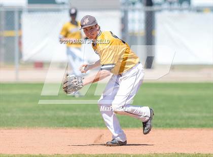 Thumbnail 3 in Arapahoe vs. McNary (Pride Classic) photogallery.